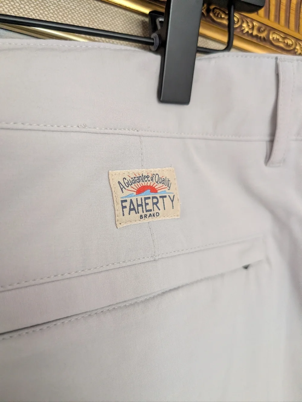 Faherty Light Gray Flat-Front Drawstring Shorts 38x7